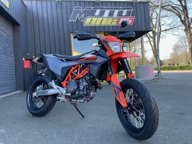 KTM 690 smc-r